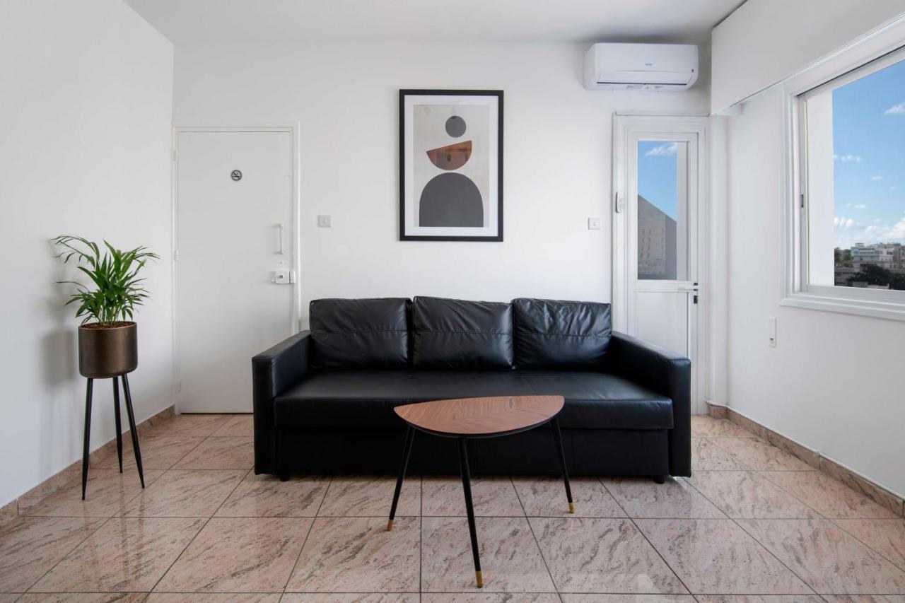 Urban Condo 43 - 1 Bdr ニコシア エクステリア 写真